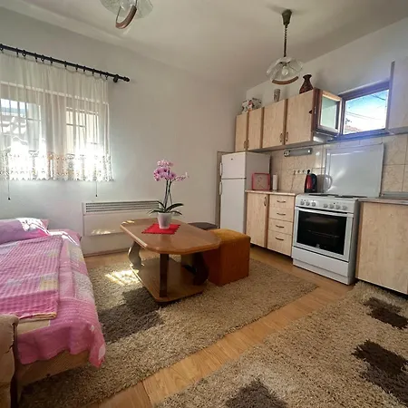 Eko Apartment *